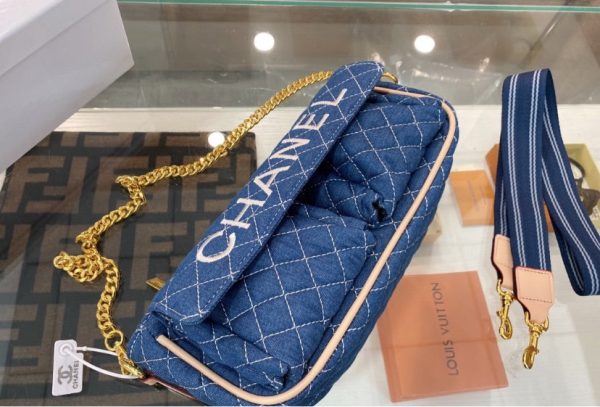 Blue denim Chanel woman handbag Sale