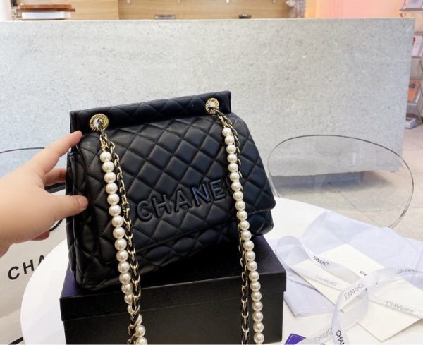 Chanel new Woman shoulder handbag Sale