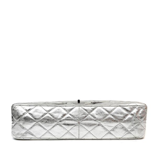 Chanel Metallic Silver Maxi Classic Reissue 2.55 Online