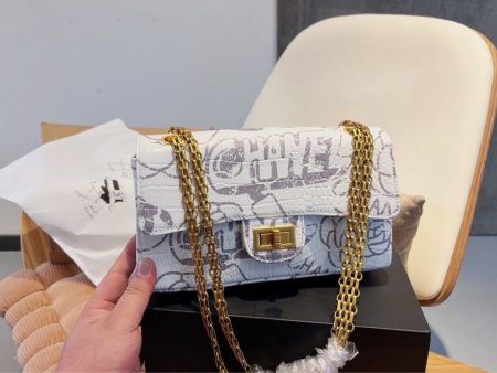 Chanel new woman shoulder bag Online now