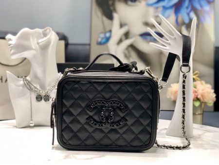 Chanel new Black shoulder handbag Online