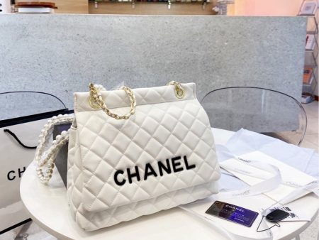 Chanel new Woman shoulder handbag Sale