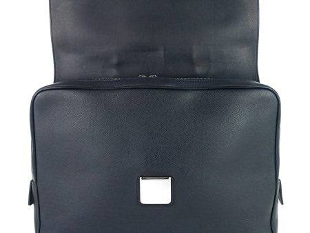 LOUIS VUITTON Vassili PM Taiga Leather Briefcase Bag For Sale